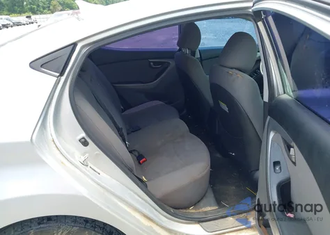 2014 Hyundai Elantra Se z USA, uszkodzony, nr VIN 5NPDH4AE3EH517685